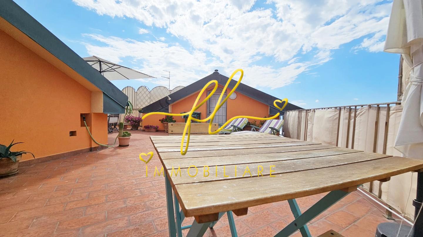 Immagine 14 di Appartamento in vendita  a Rosignano Marittimo