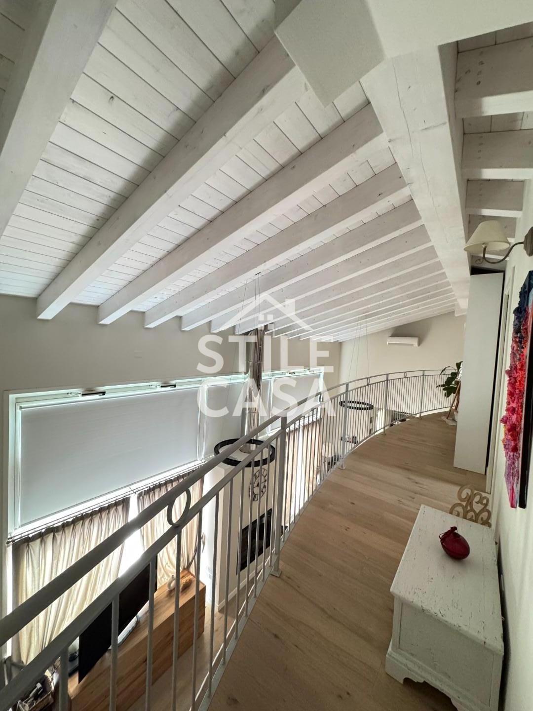 Immagine 37 di Casa bifamiliare in vendita  a Altopascio