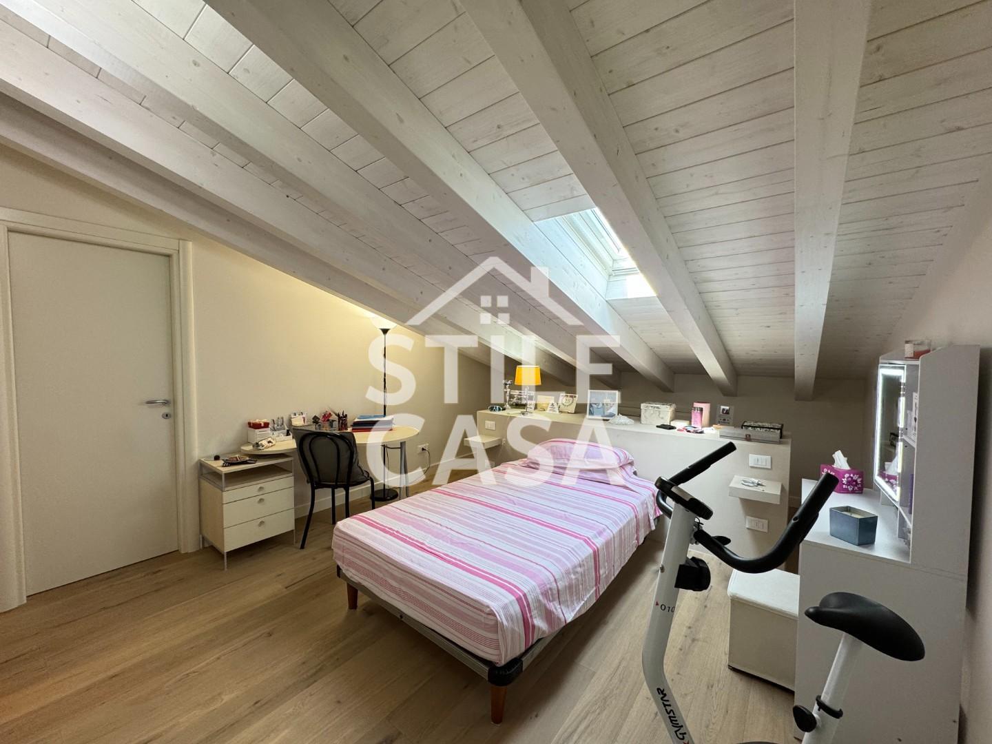 Immagine 42 di Casa bifamiliare in vendita  a Altopascio