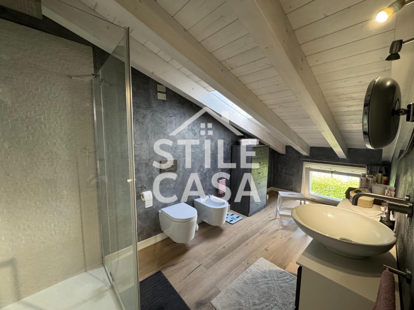 Immagine 47 di Casa bifamiliare in vendita  a Altopascio