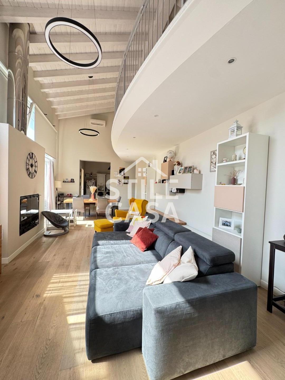 Immagine 3 di Casa bifamiliare in vendita  a Altopascio