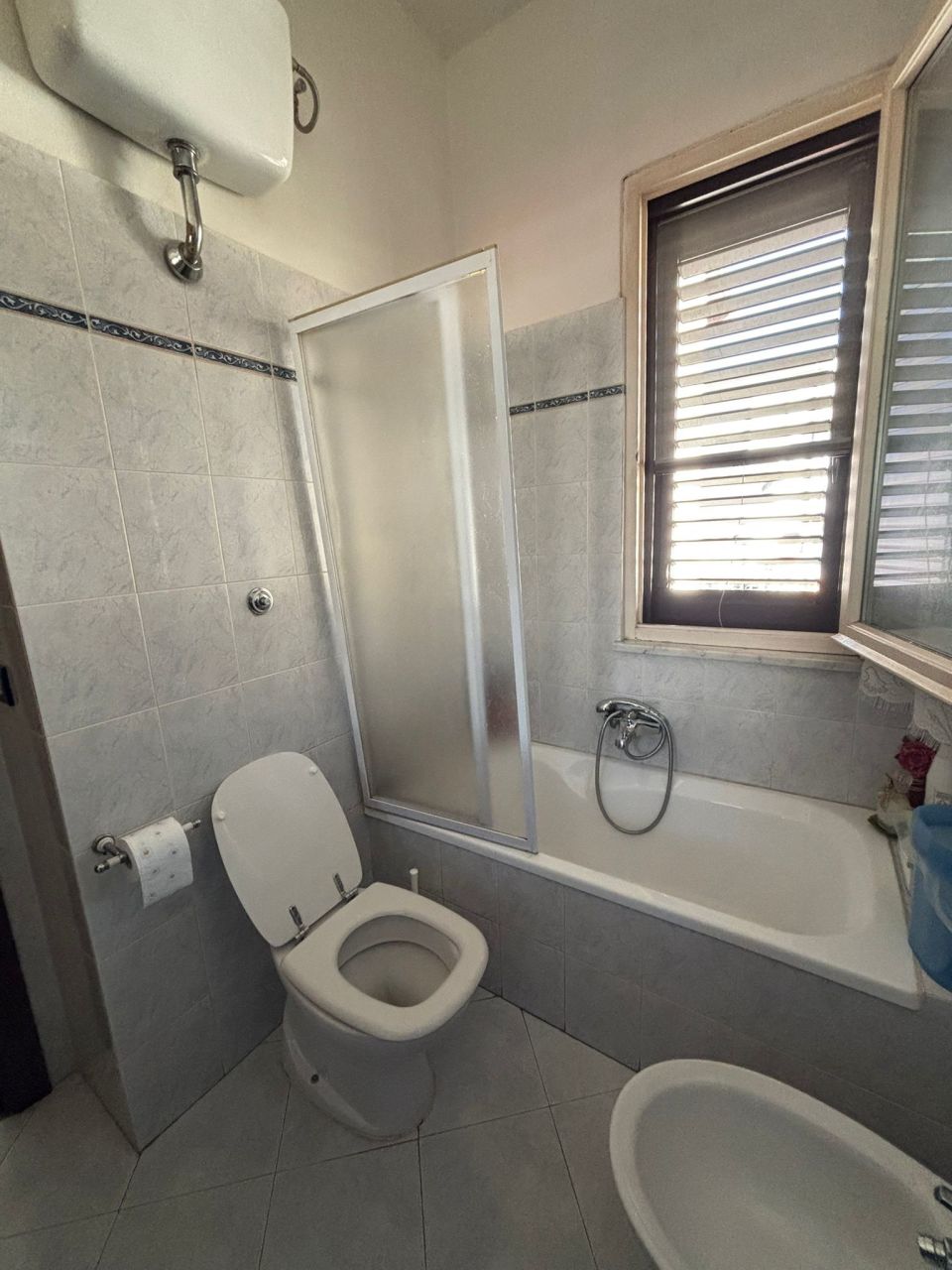 Immagine 4 di Villa in vendita  a Pisa