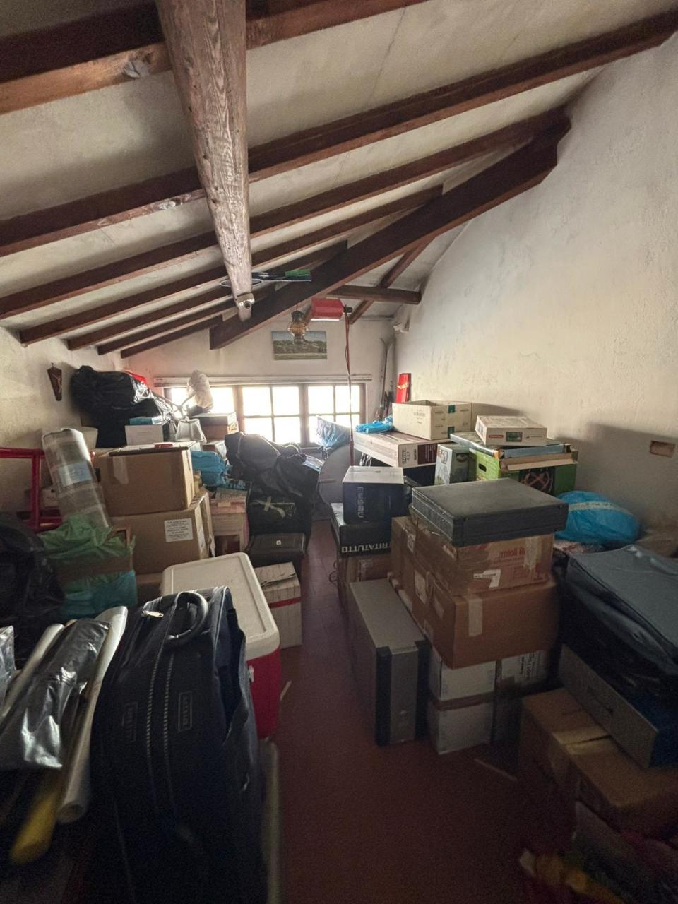 Immagine 8 di Villa in vendita  a Pisa