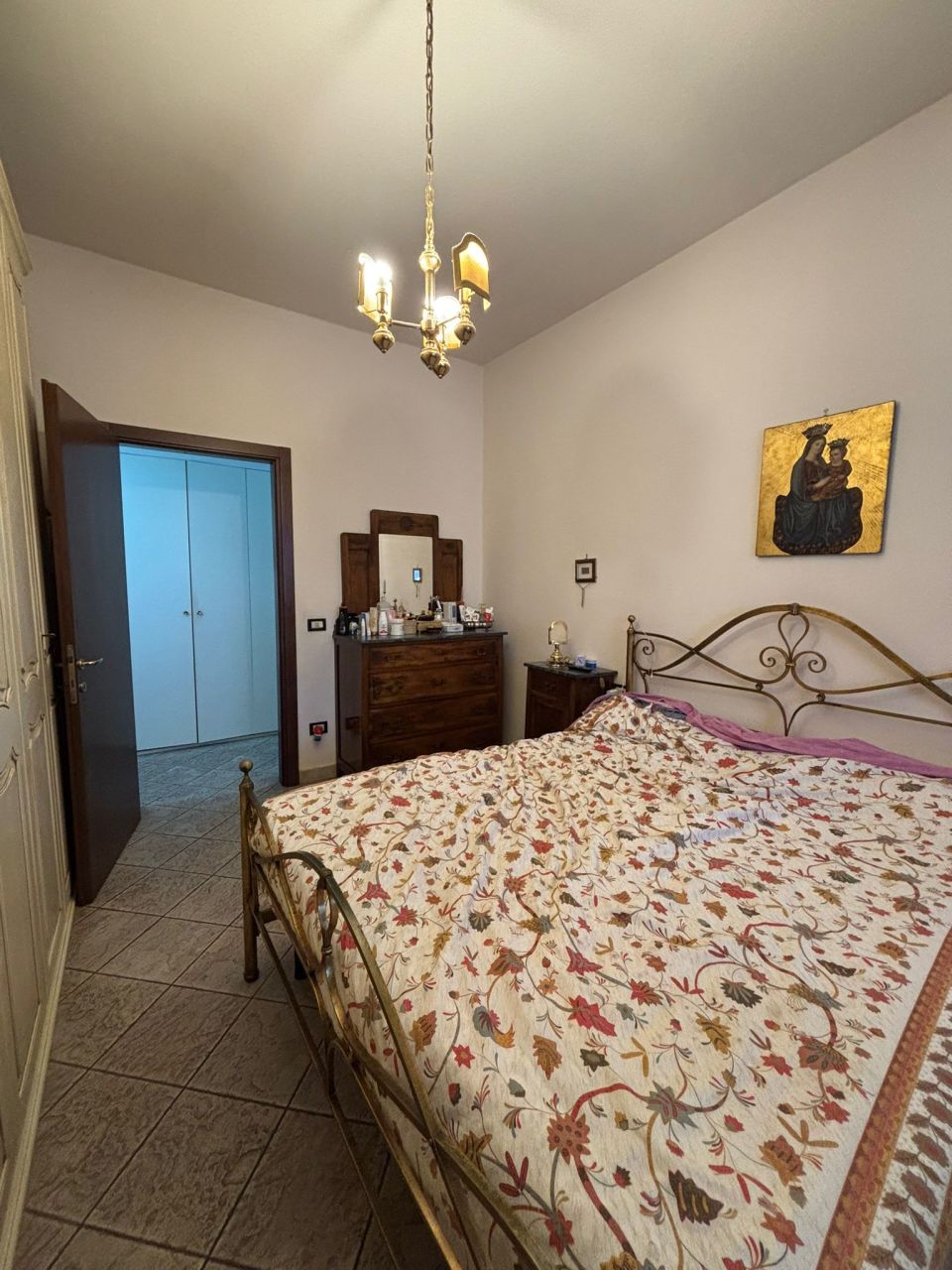 Immagine 2 di Villa in vendita  a Pisa