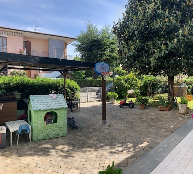 Immagine 9 di Appartamento in vendita  a San Giuliano Terme