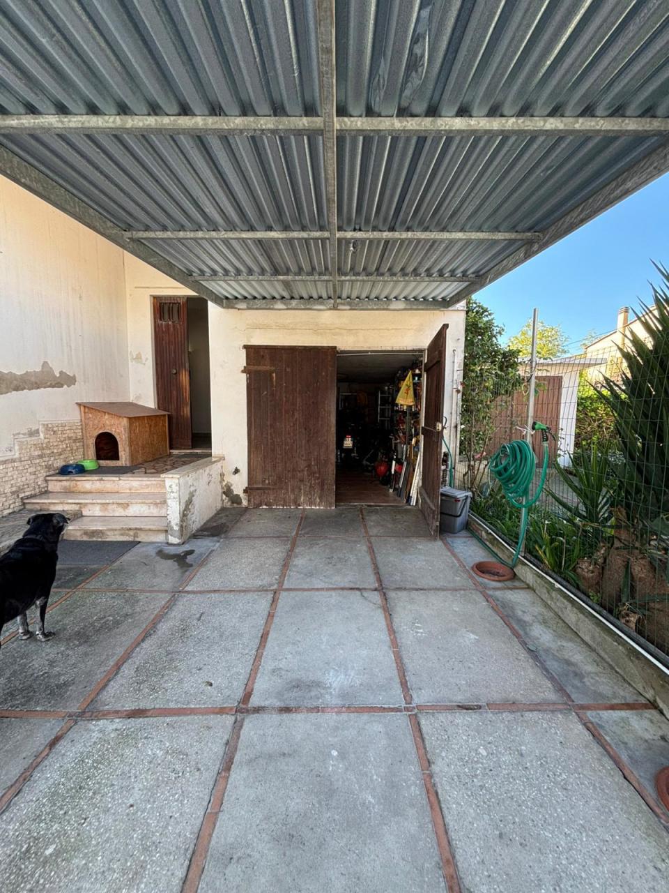 Immagine 11 di Villa in vendita  a Pisa