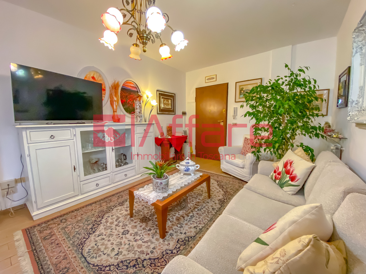 Immagine 2 di Appartamento in vendita  a Montecatini Terme