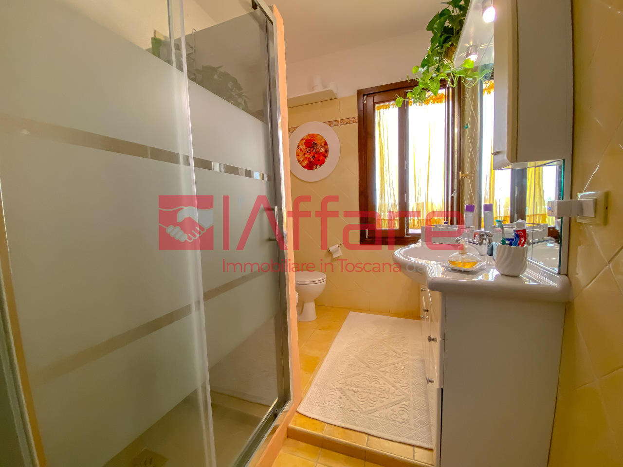Immagine 12 di Appartamento in vendita  a Montecatini Terme