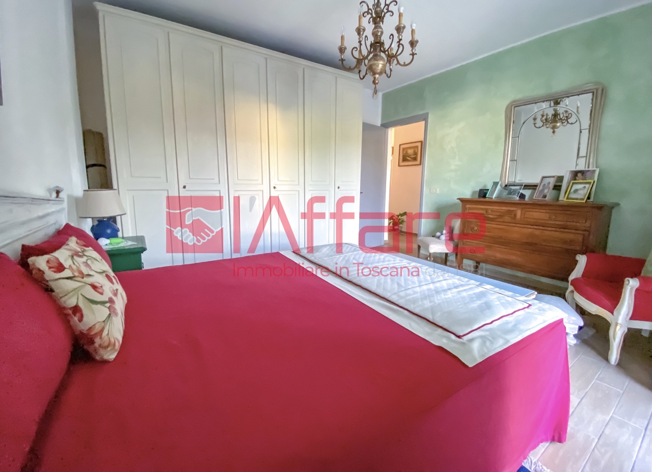 Immagine 7 di Appartamento in vendita  a Montecatini Terme