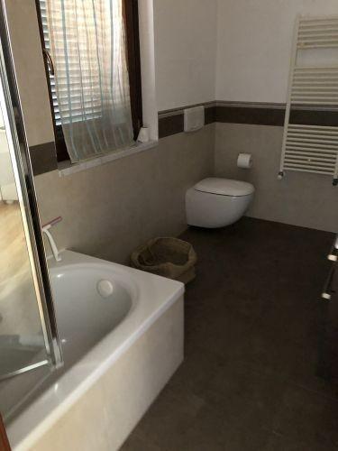 Immagine 38 di Villa in vendita  a Castelnuovo Magra