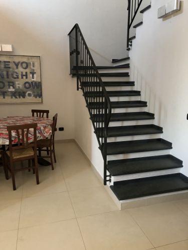 Immagine 12 di Villa in vendita  a Castelnuovo Magra