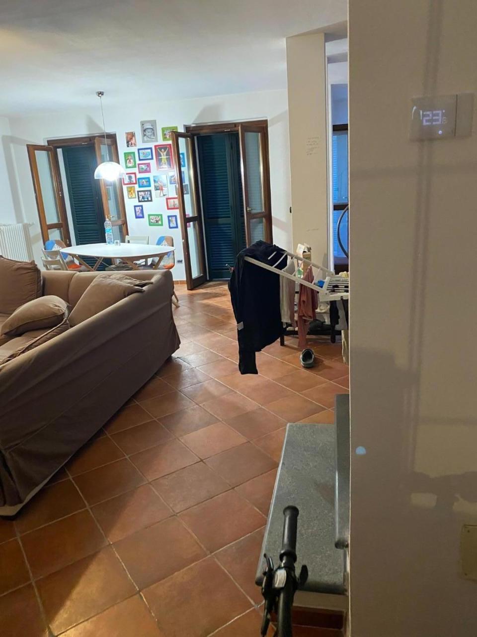 Immagine 29 di Villa in vendita  a Castelnuovo Magra