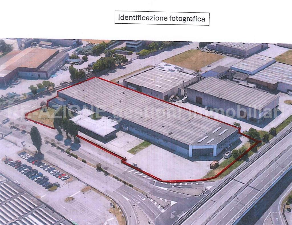 Immagine 12 di Capannone industriale in affitto  in Viale del Lavoro a Vicenza