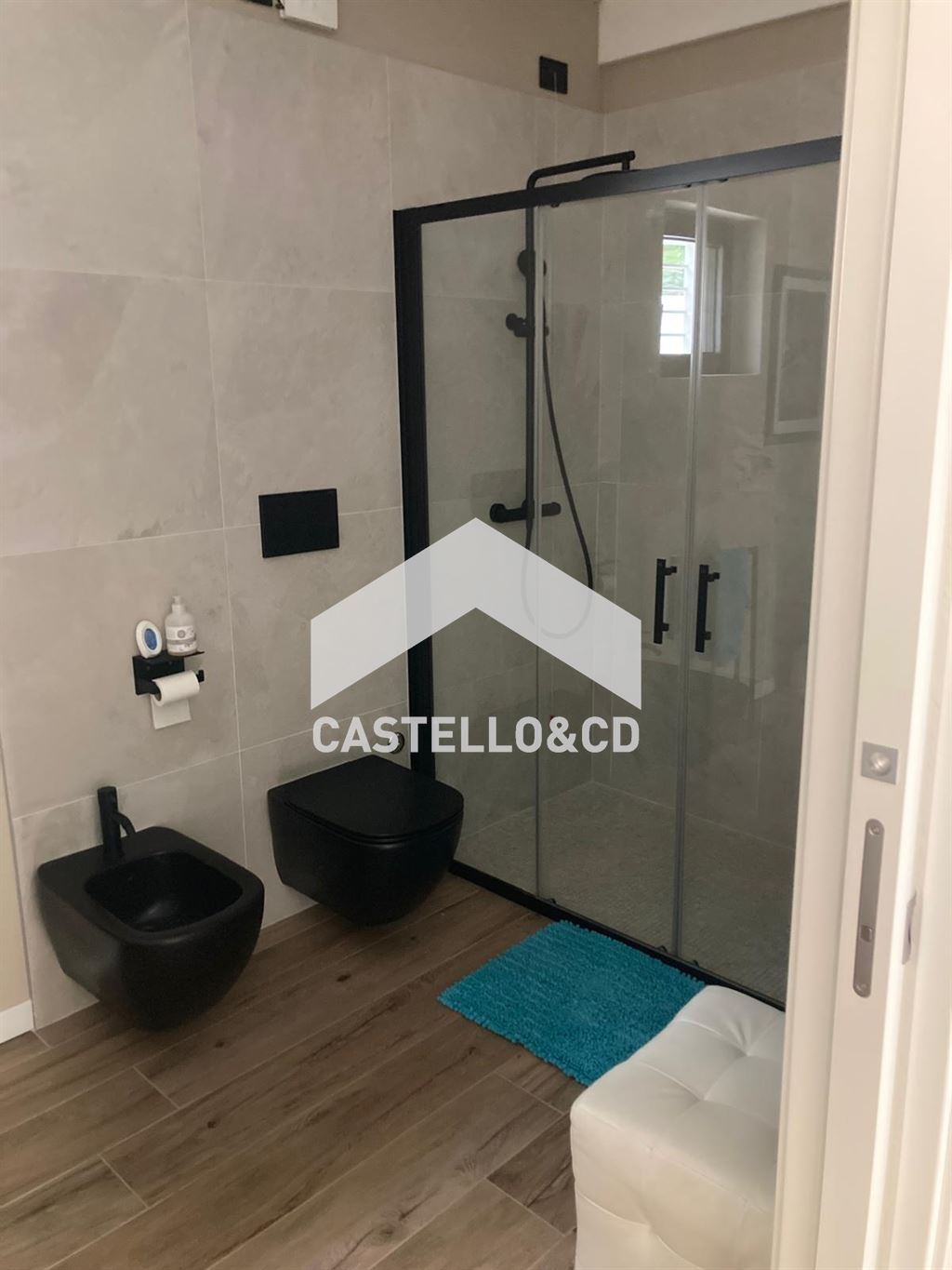 Immagine 6 di Villa in vendita  in Via Pratello a Padenghe Sul Garda