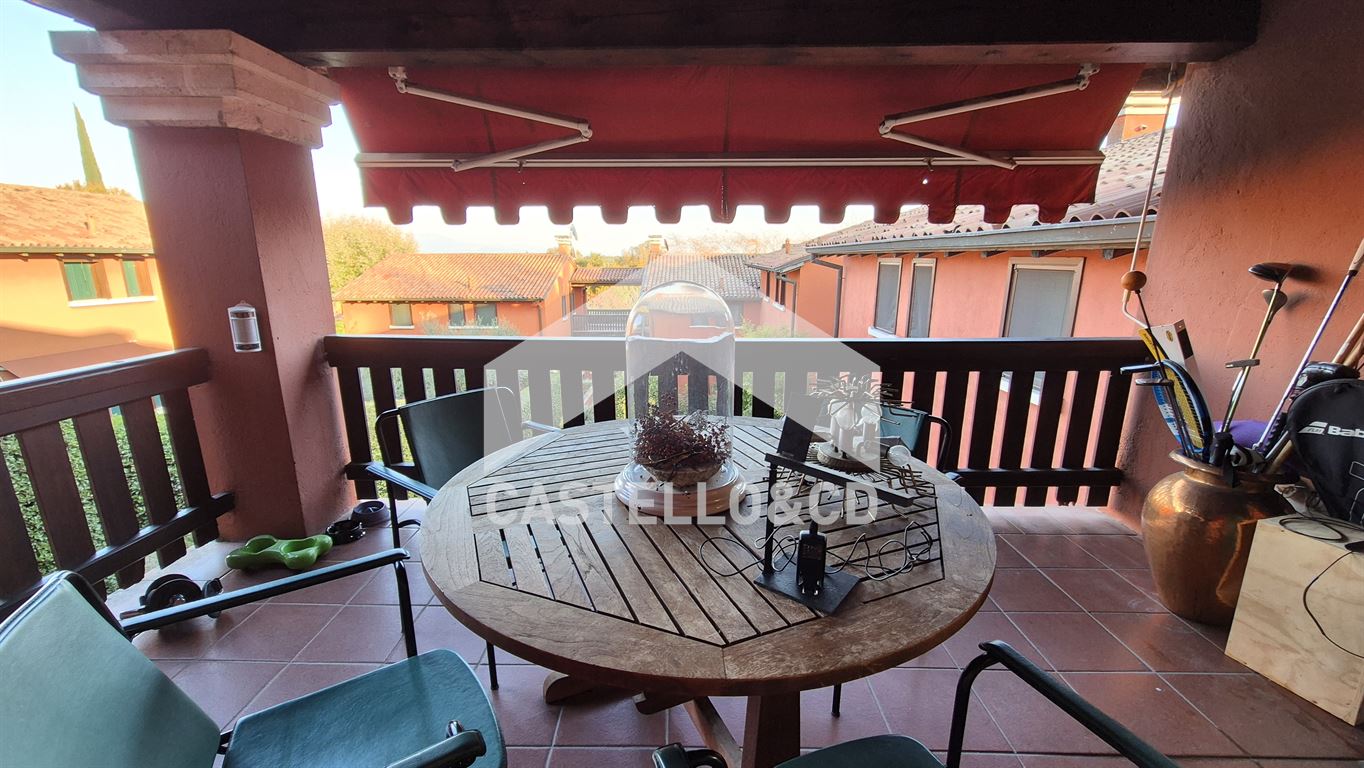 Immagine 11 di Appartamento in vendita  in via dieci giornate 22 a Soiano Del Lago