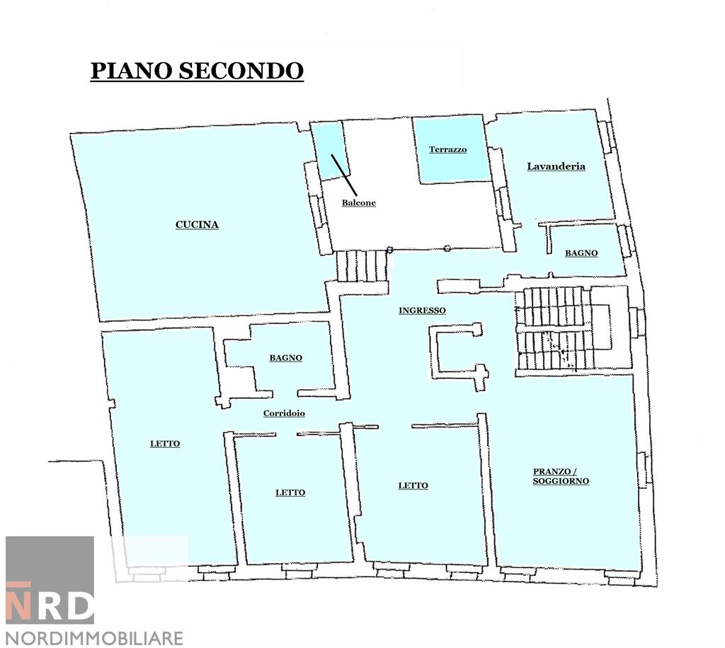 Immagine 10 di Appartamento in vendita  a Mantova