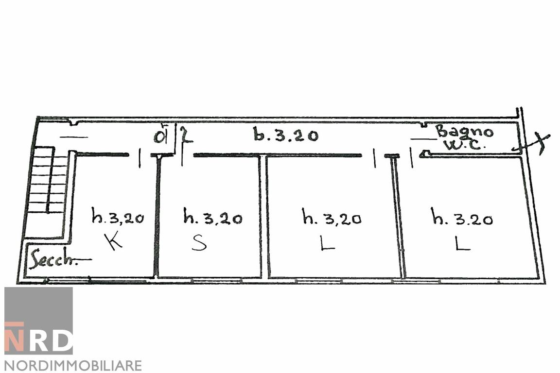 Immagine 11 di Capannone industriale in vendita  a Mantova