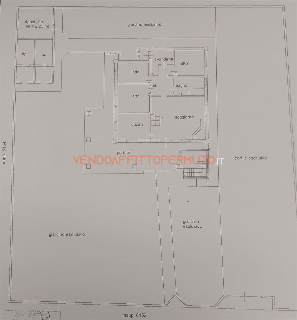 Immagine 10 di Villa in vendita  in VIA LOMBARDIA a Romano Di Lombardia