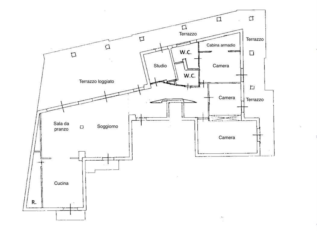 Immagine 10 di Attico in vendita  in Via Aldo Moro 8 a Bisceglie