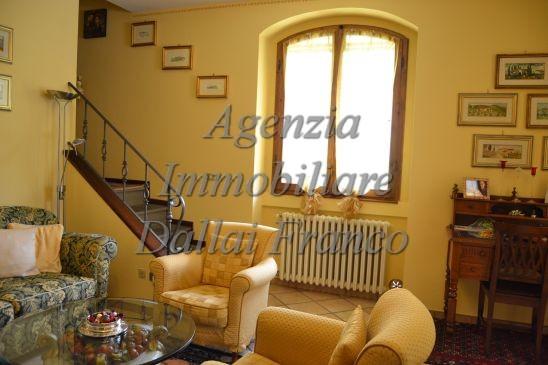 Immagine 10 di Villa in vendita  in Piazza Cavour a Barberino Di Mugello