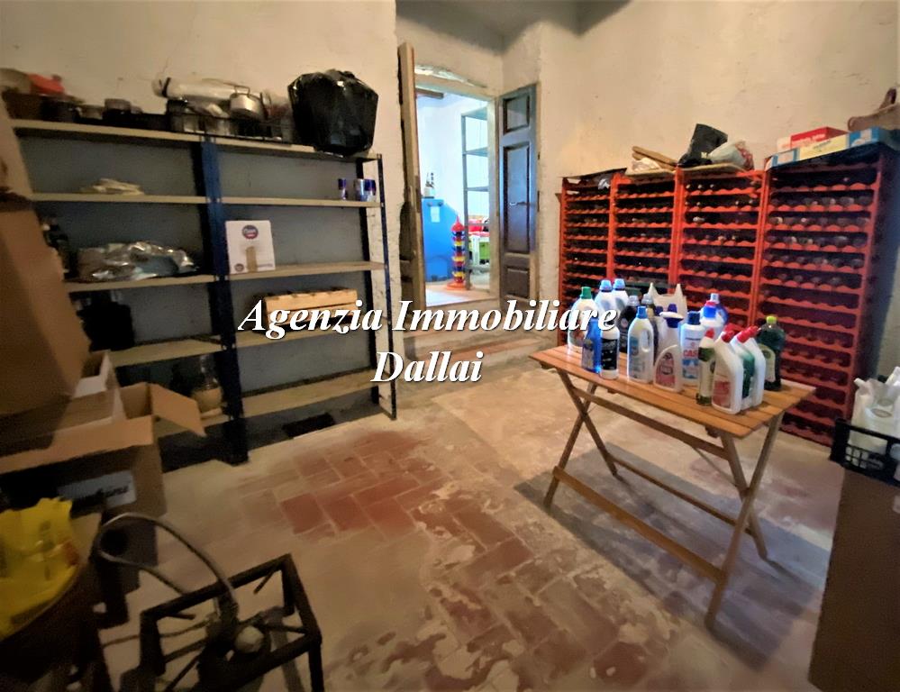 Immagine 10 di Rustico / casale in vendita  in Piazza Cavour a Barberino Di Mugello