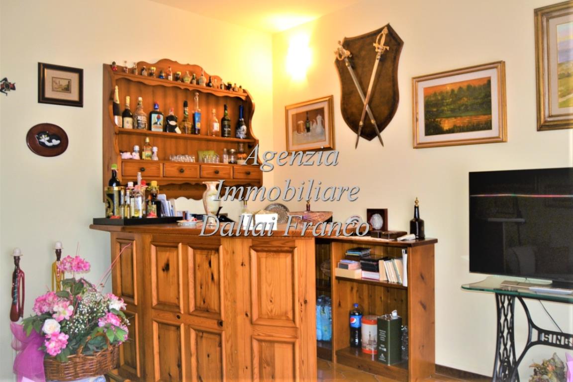 Immagine 12 di Appartamento in vendita  in Via Roma 29 a Scarperia E San Piero