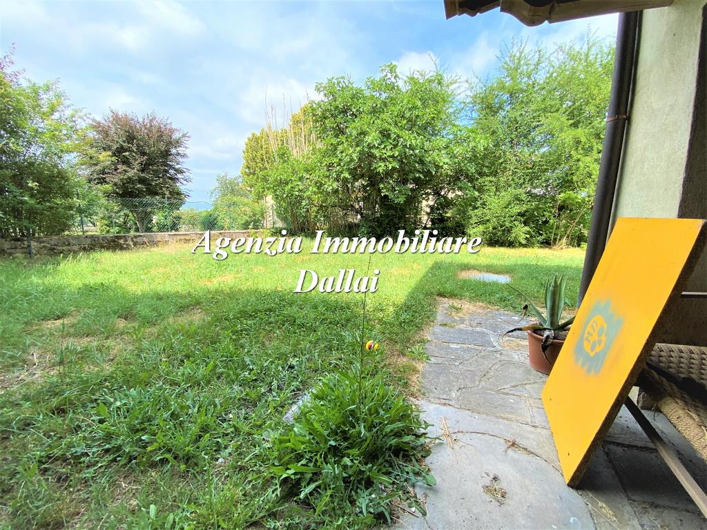 Immagine 13 di Villa in vendita  in Via dei Crocioni a Scarperia E San Piero