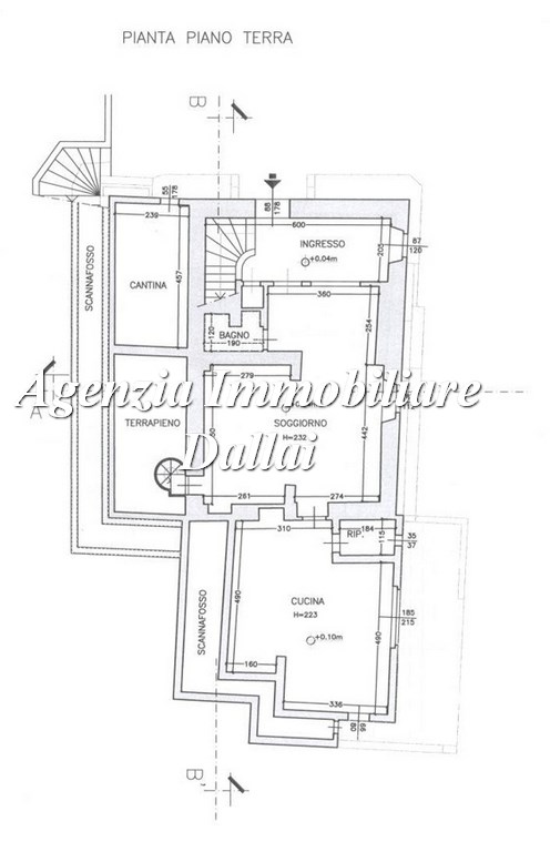 Immagine 10 di Rustico / casale in vendita  in Via della Repubblica a Scarperia E San Piero