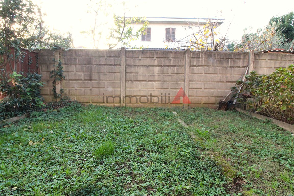 Immagine 4 di Villetta a schiera in vendita  a Carugate