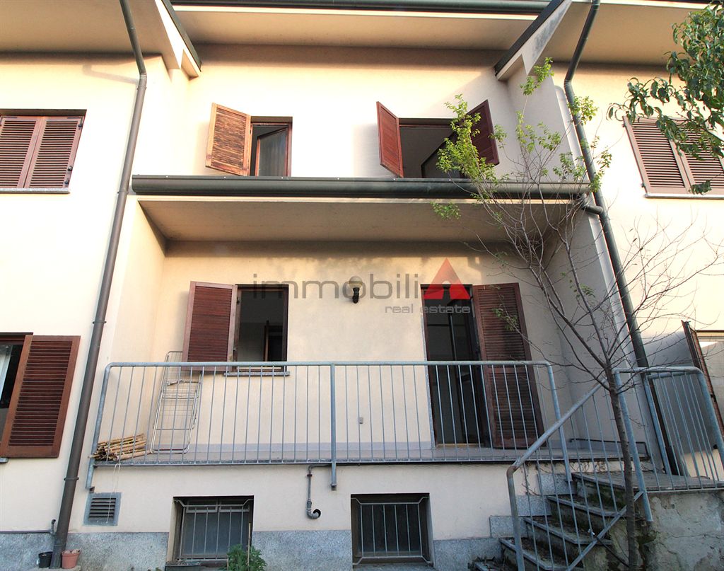 Immagine 5 di Villetta a schiera in vendita  a Carugate