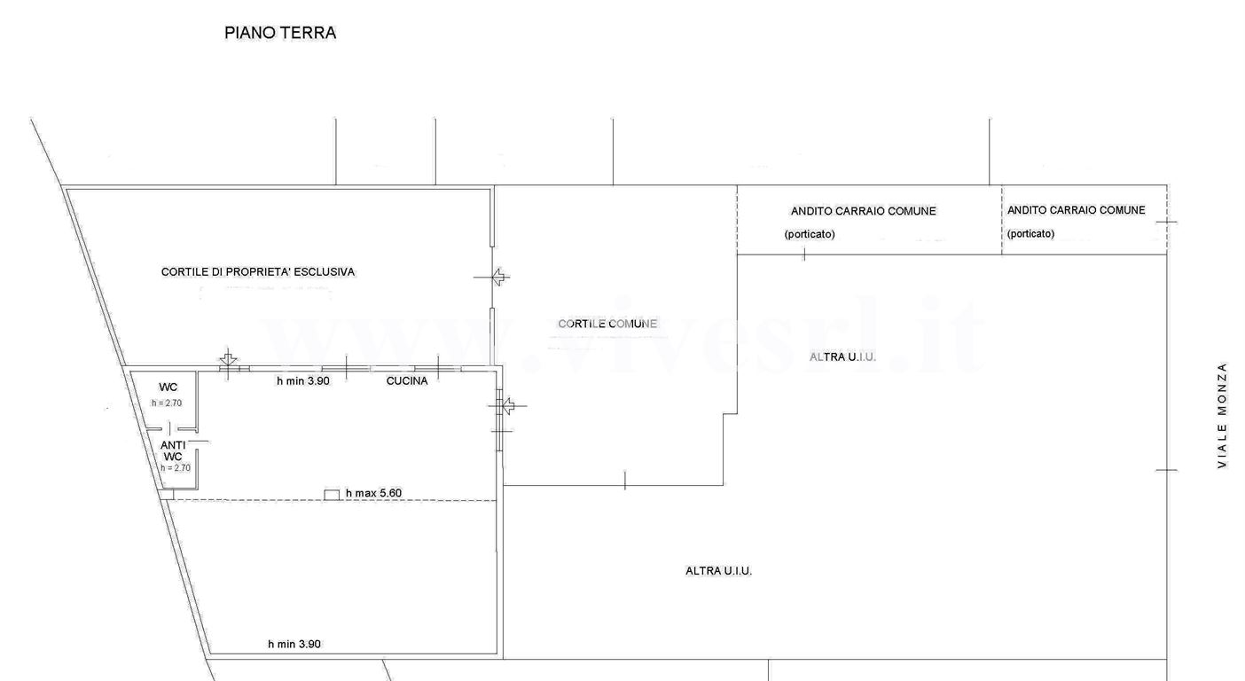 Immagine 10 di Palazzo in vendita  in Viale Monza a Milano