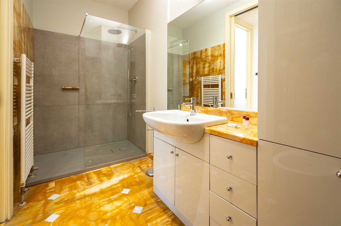 Immagine 2 di Appartamento in affitto  in Vicolo Giardino a Milano