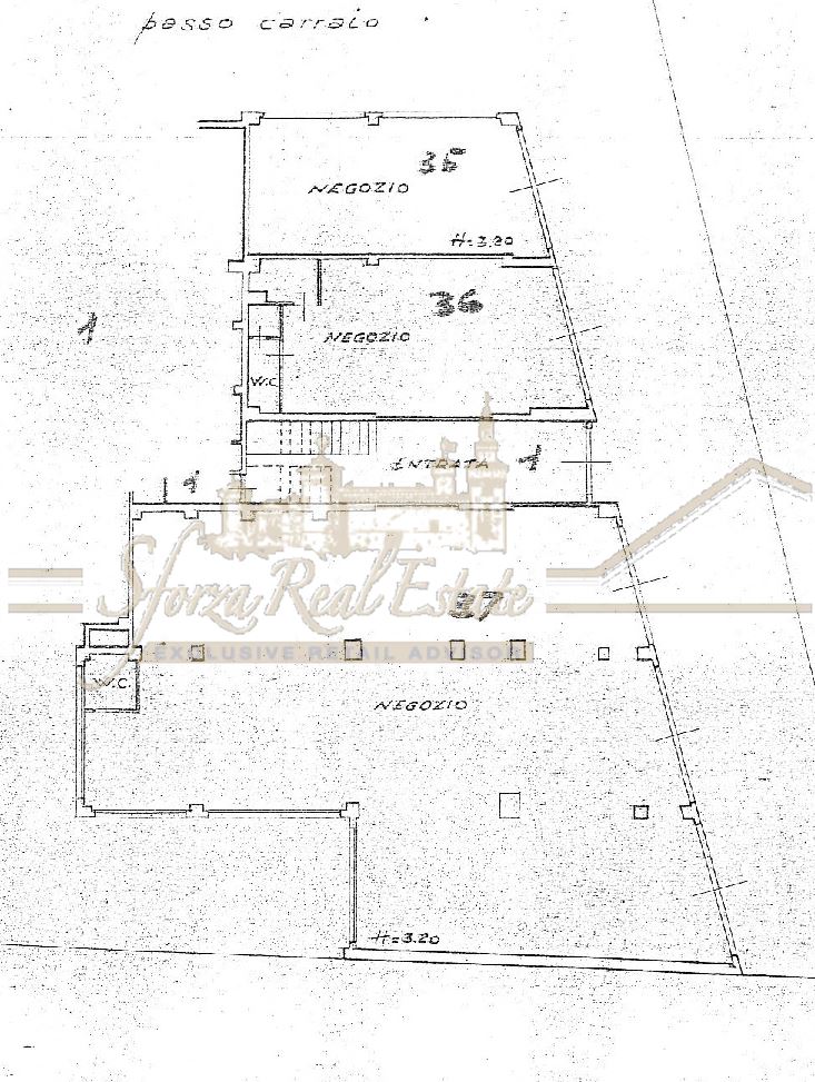 Immagine 1 di Negozio in vendita  in Via Vanoni 7 a Bormio