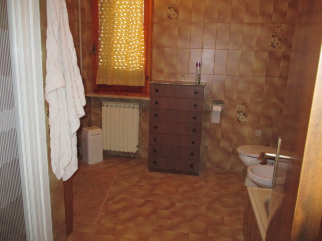 Immagine 12 di Appartamento in vendita  a Trecastelli