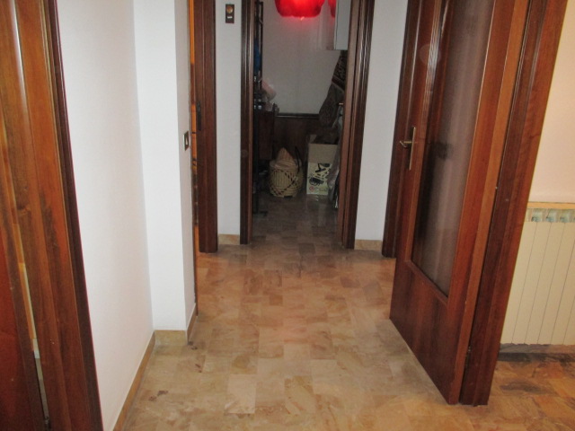 Immagine 21 di Appartamento in vendita  a Trecastelli