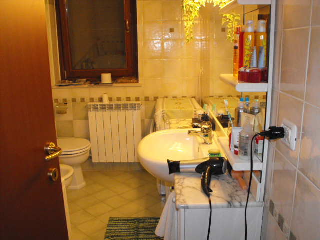 Immagine 8 di Appartamento in vendita  a Trecastelli