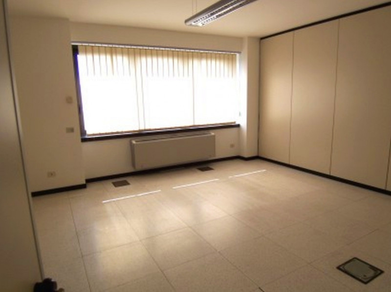 Immagine 17 di Ufficio in vendita  in VIA PACINOTTI a Segrate