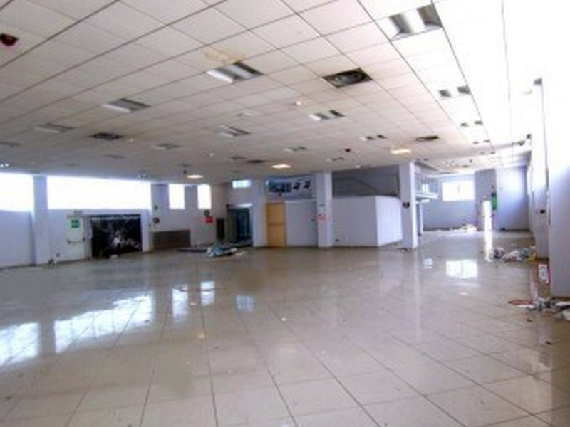 Immagine 4 di Capannone industriale in vendita  in LARGO KENNEDY J.F. a Cavenago Di Brianza