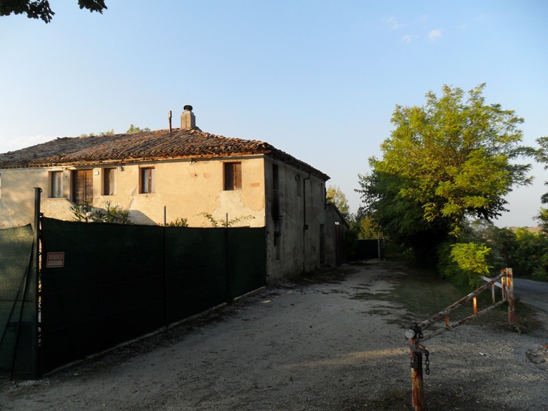 Immagine 12 di Casa indipendente in vendita  a Ostra Vetere