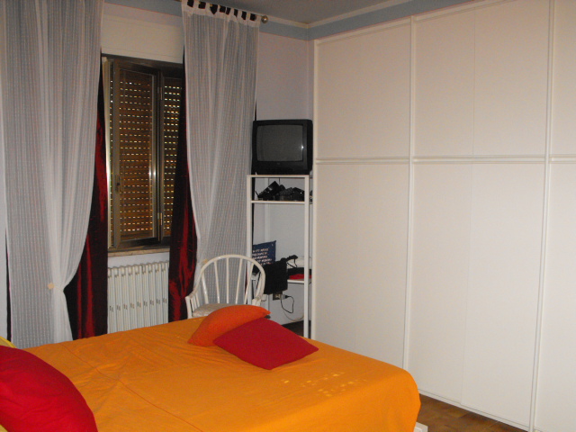 Immagine 10 di Casa indipendente in vendita  a Rosora