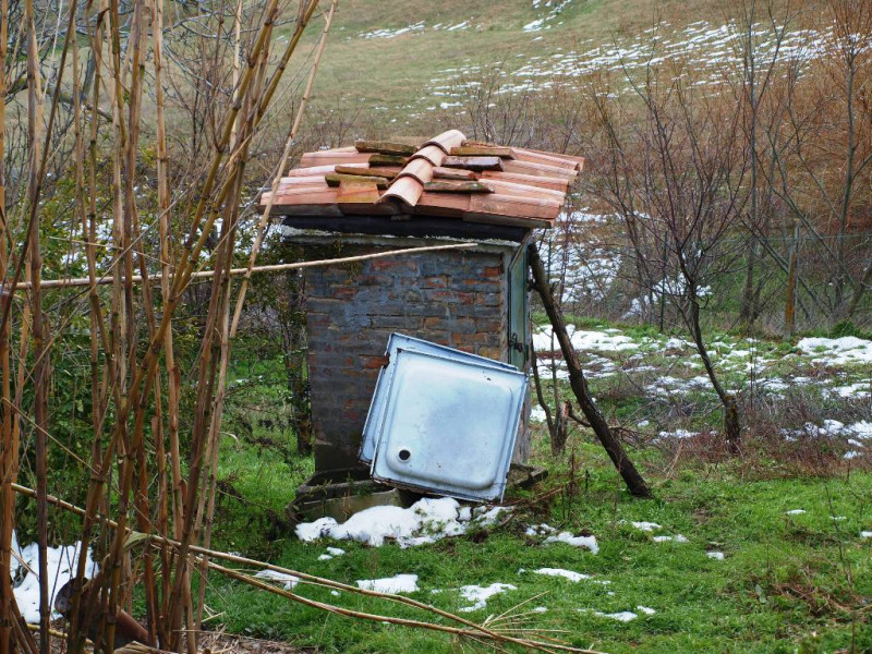 Immagine 12 di Rustico / casale in vendita  a Arcevia