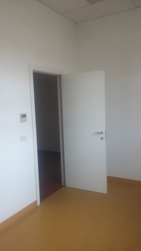 Immagine 6 di Attività commerciale in vendita  in VIA STATALE 22 a Osnago