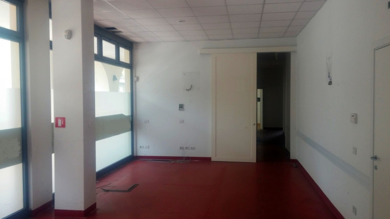 Immagine 14 di Attività commerciale in vendita  in VIA STATALE 22 a Osnago