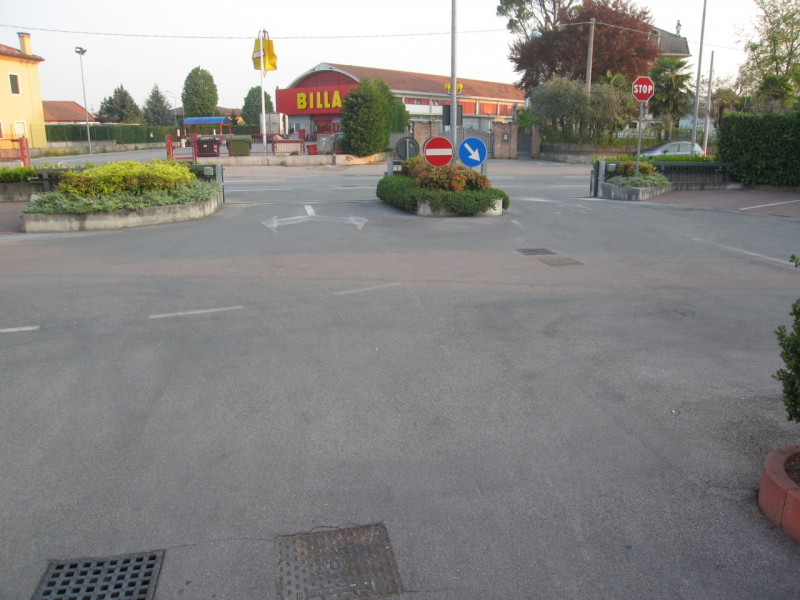 Immagine 10 di Ufficio in affitto  in via Euganea 151/E a Selvazzano Dentro