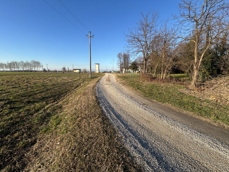 Immagine 10 di Terreno in vendita  in Via Barchesa a Campodoro