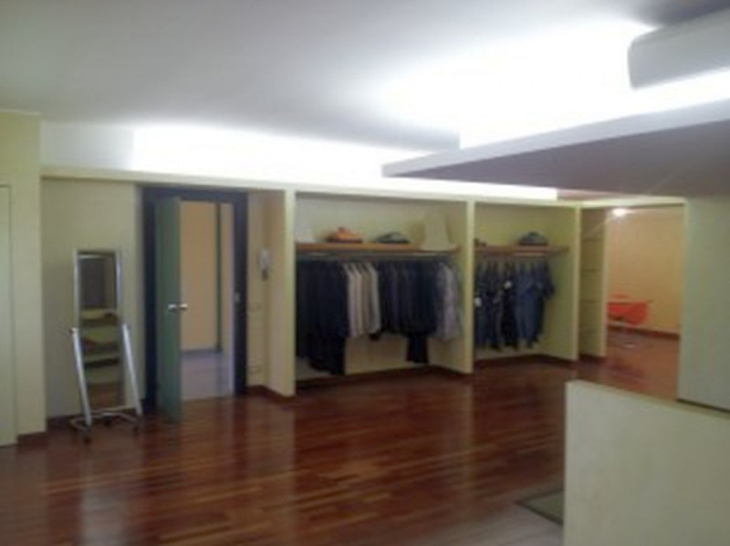 Immagine 13 di Palazzo in vendita  in VIA DI VITTORIO G. a Segrate