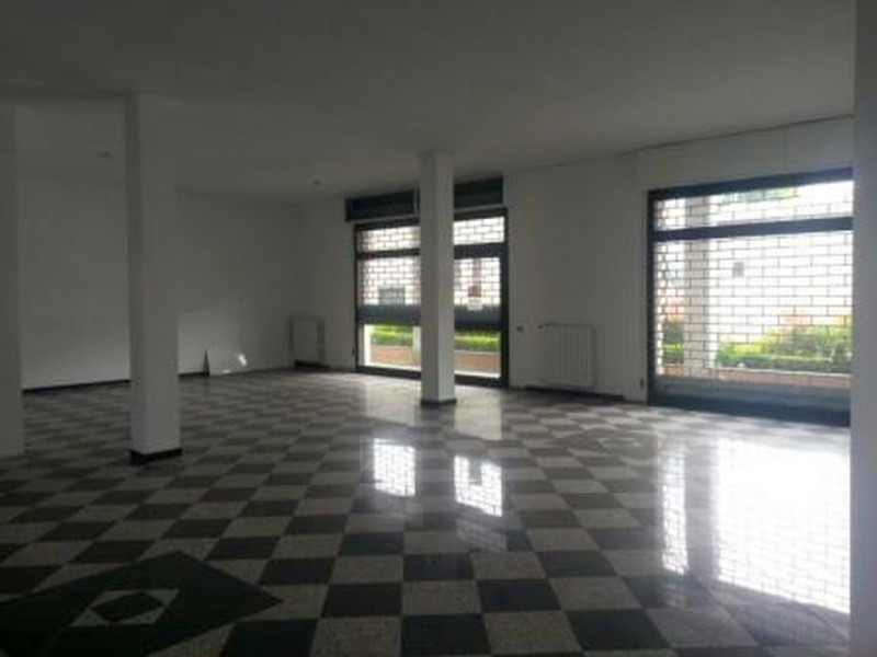Immagine 20 di Negozio in vendita  in VIA DI VITTORIO G. a Segrate