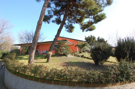 Immagine 2 di Villa in vendita  a Rosolina