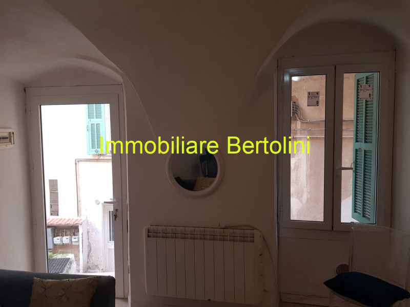 Immagine 10 di Appartamento in vendita  in coldirodi a San Remo