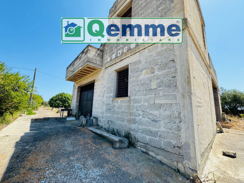 Immagine 6 di Villa in vendita  in Via Caorte a San Cesario Di Lecce